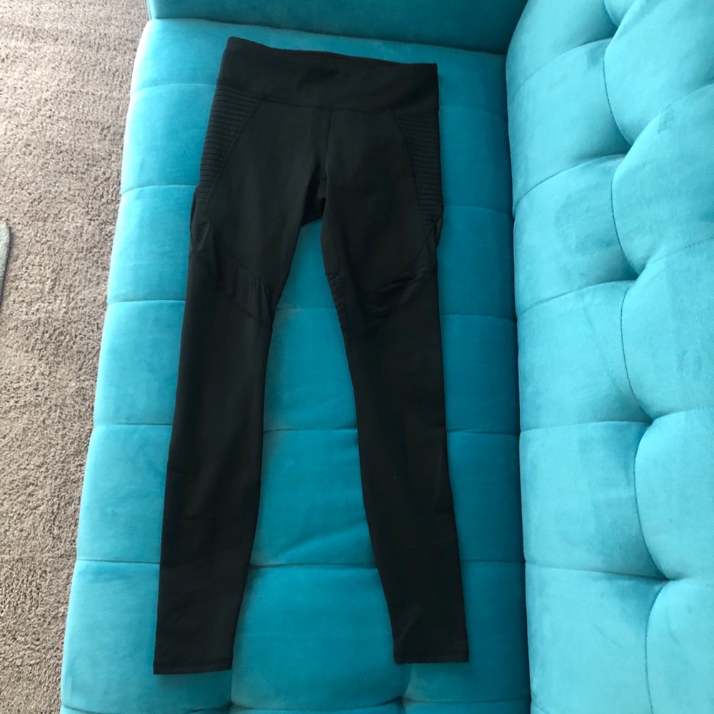 Fabletics Powerhold Leggings